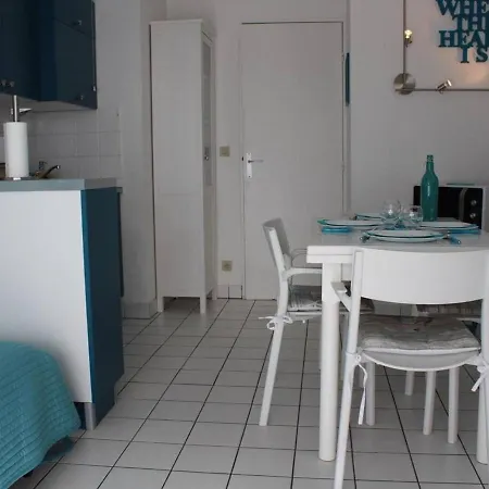 Bel Appt A Avec Piscine, Tennis Et Parking - Fr-1-246-424 Lägenhet *